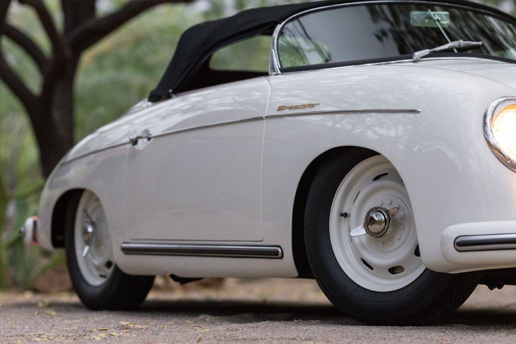 1955 Porsche Speedster Image 3