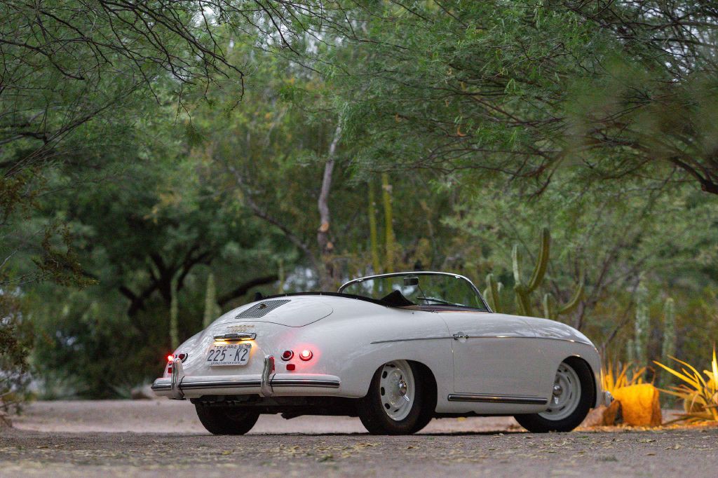 1955 Porsche Speedster Image 11
