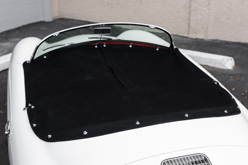 1955 Porsche Speedster Image 21