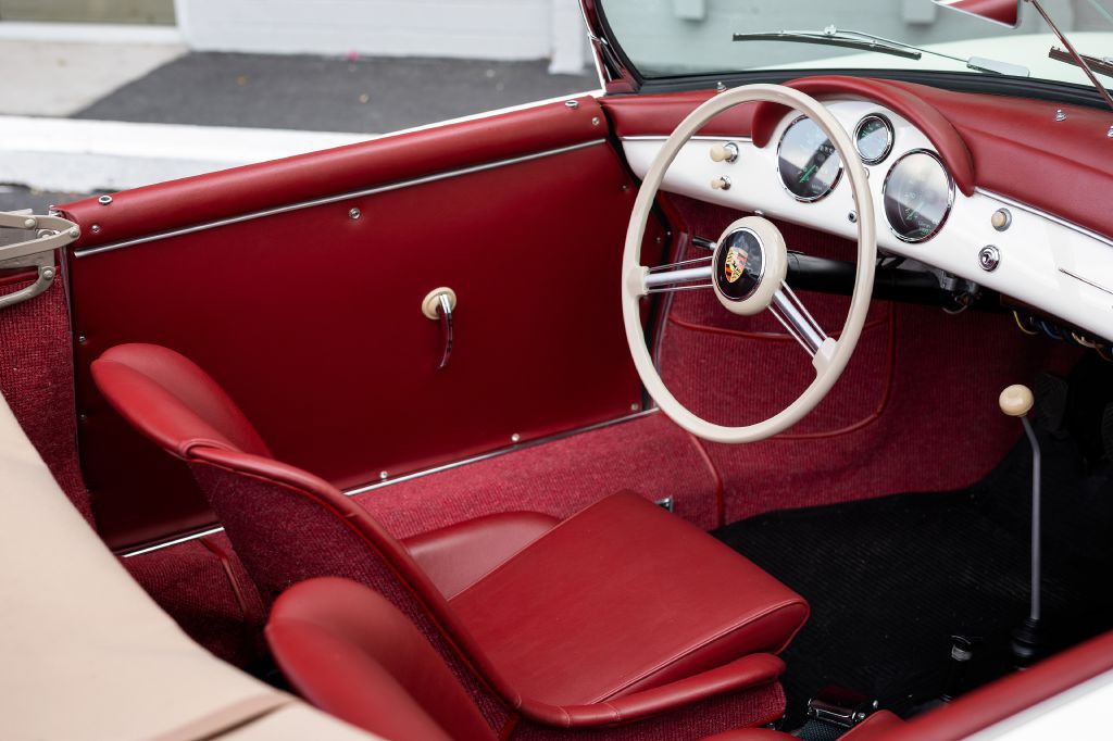 1955 Porsche Speedster Image 44