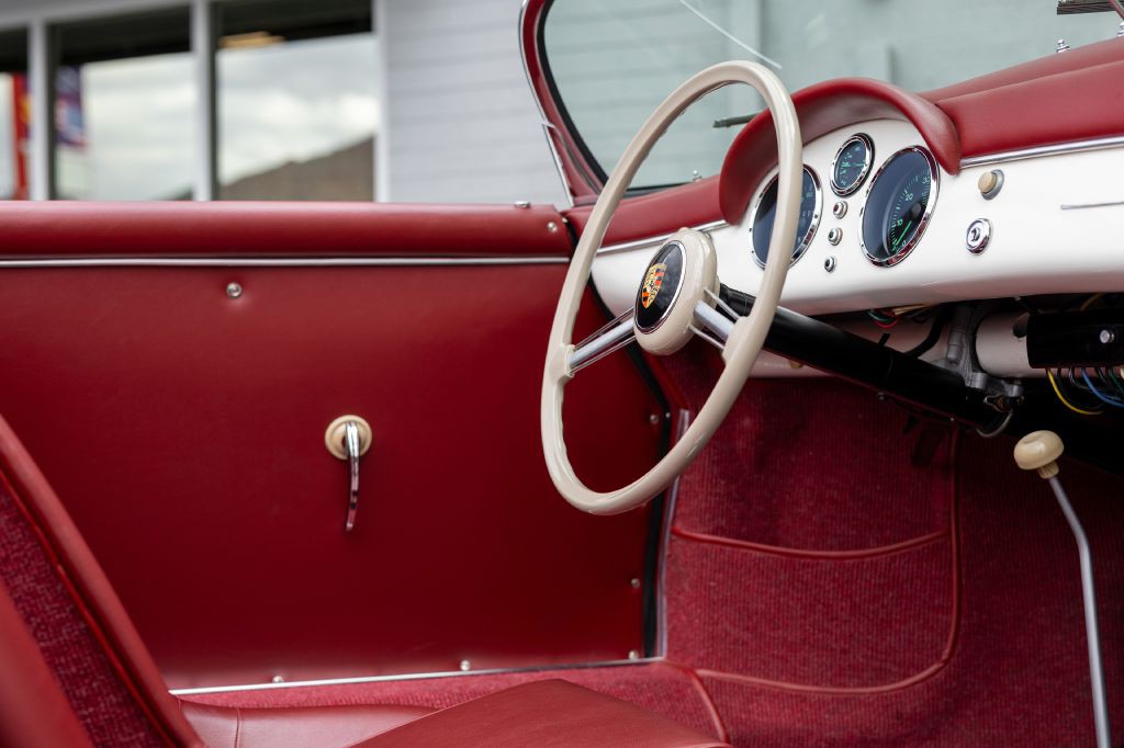 1955 Porsche Speedster Image 45