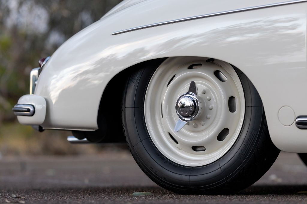 1955 Porsche Speedster Image 240