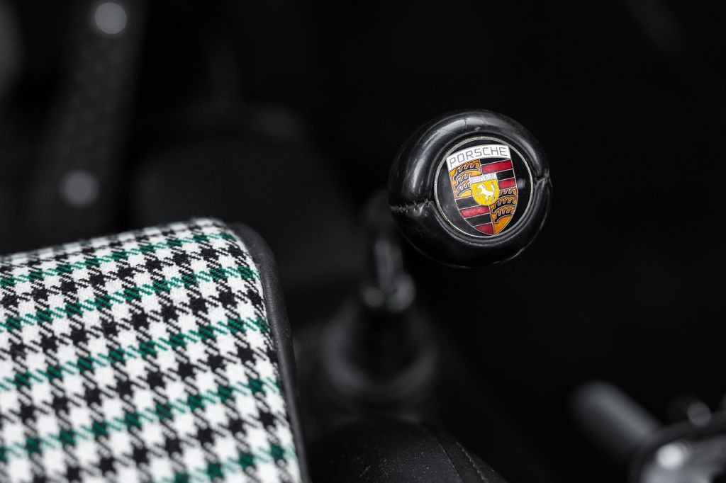 1965 Porsche 911 Image 16