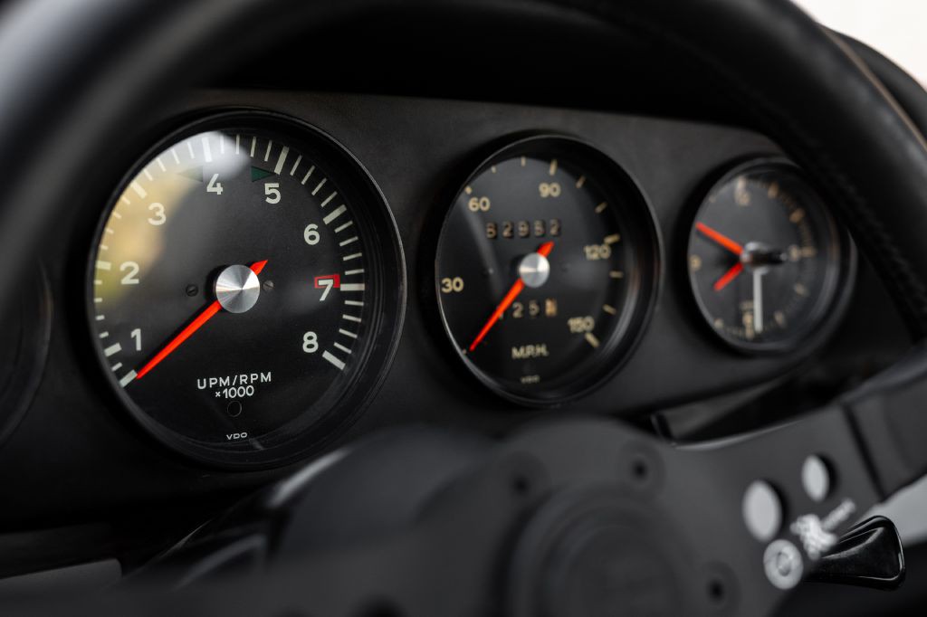 1965 Porsche 911 Image 18