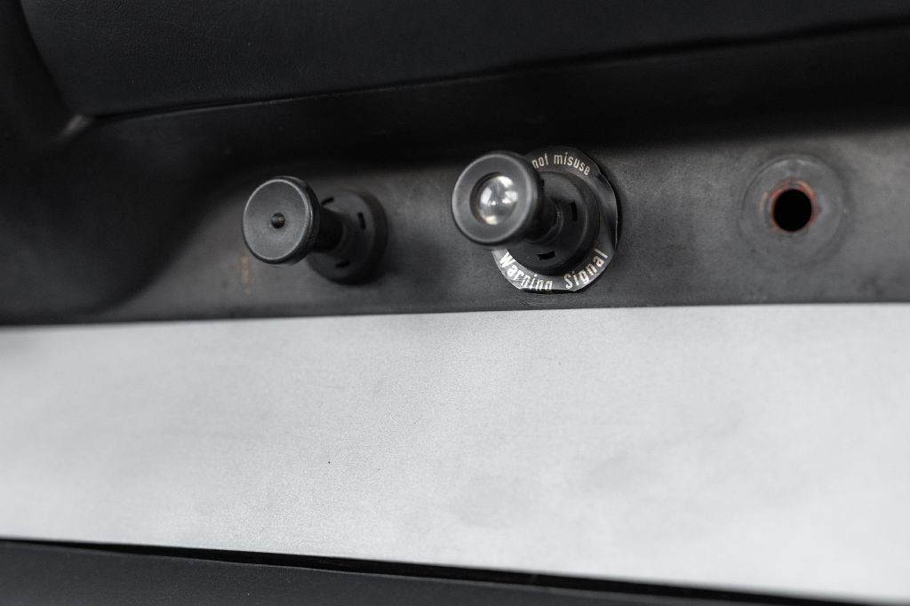 1965 Porsche 911 Image 36