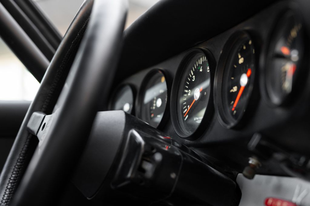 1965 Porsche 911 Image 38