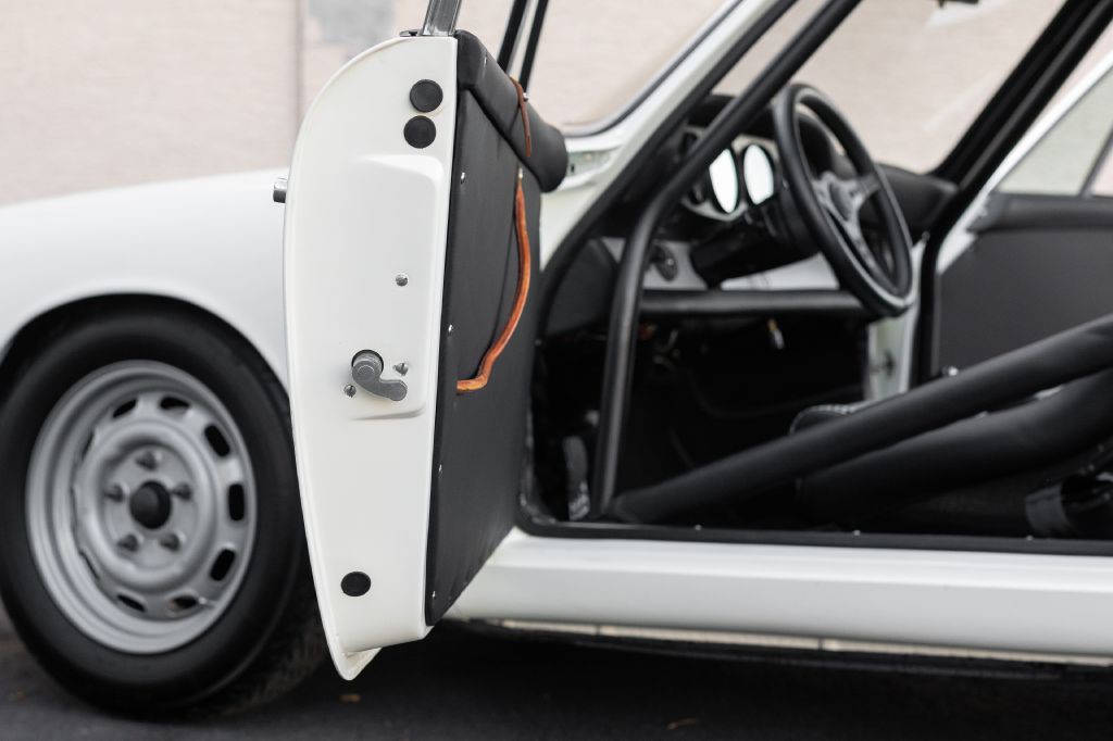 1965 Porsche 911 Image 52