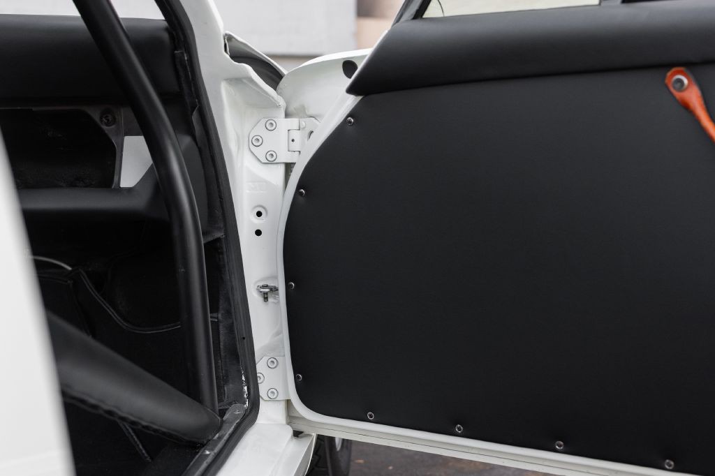 1965 Porsche 911 Image 54