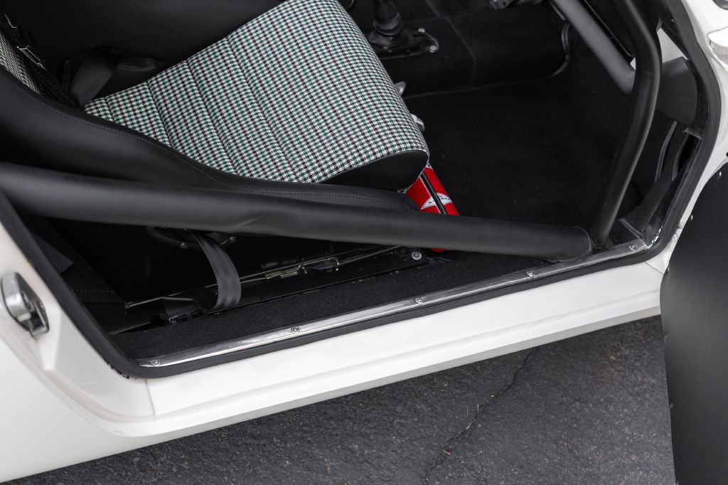 1965 Porsche 911 Image 55