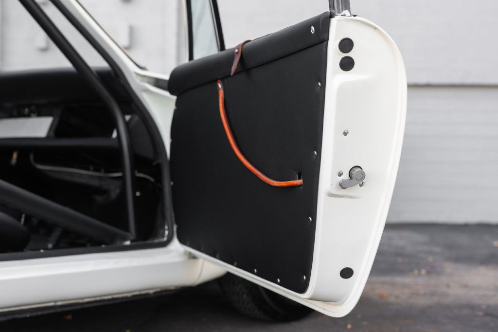 1965 Porsche 911 Image 57