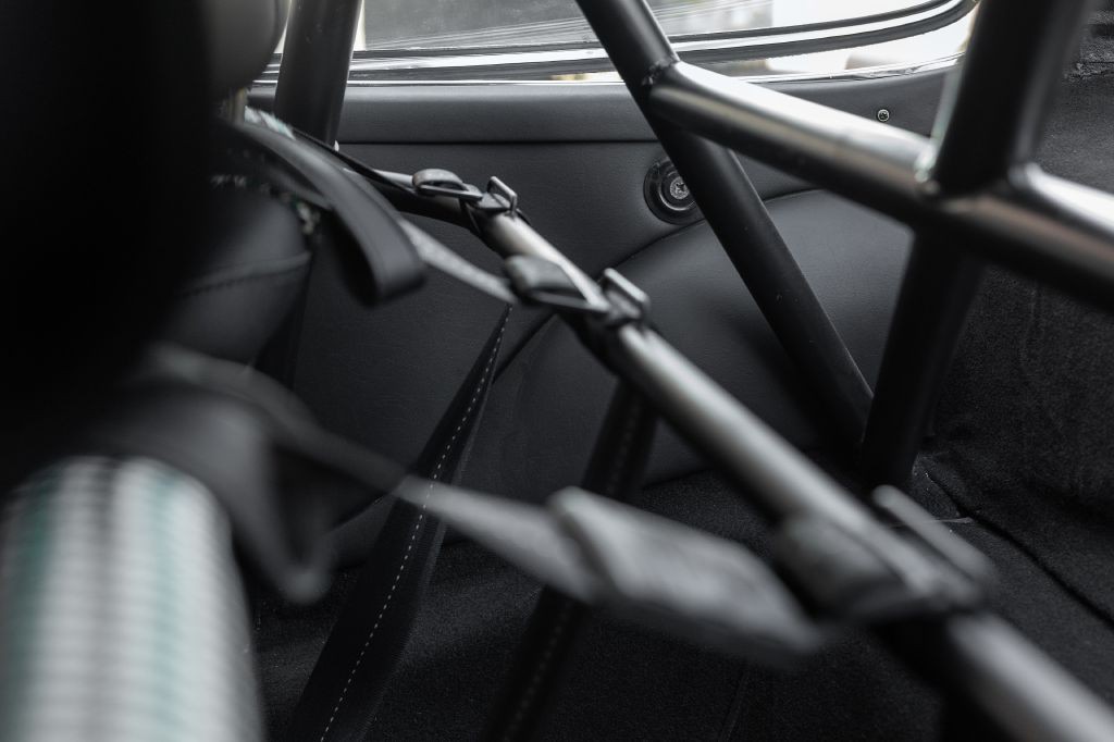 1965 Porsche 911 Image 60