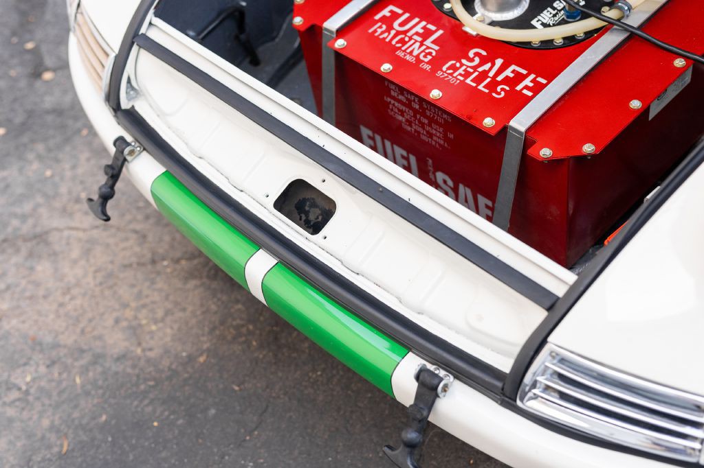 1965 Porsche 911 Image 84