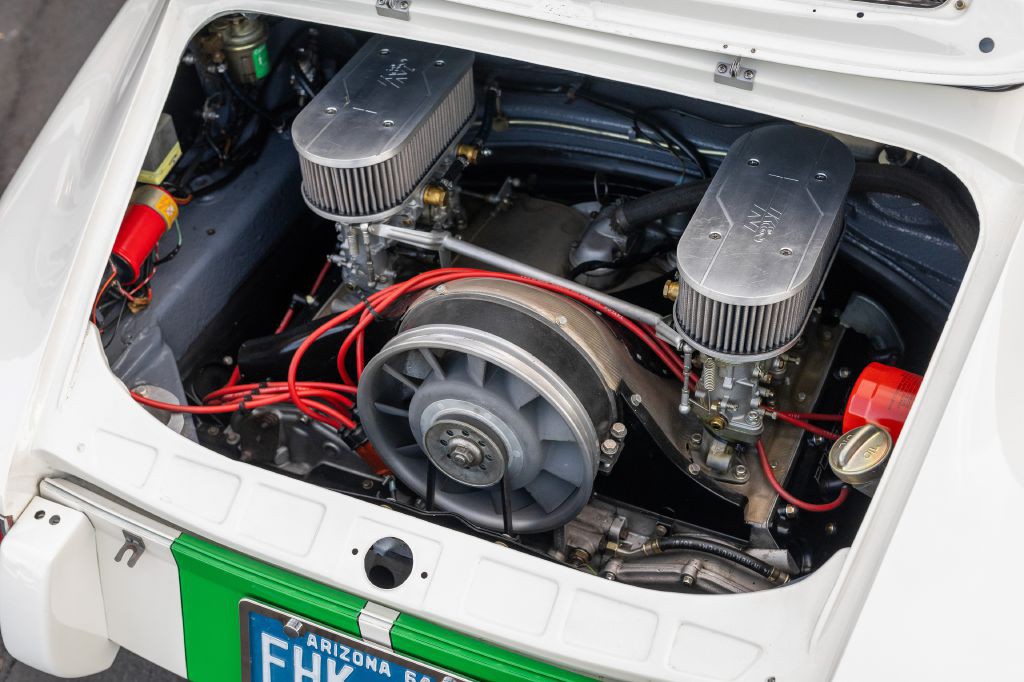 1965 Porsche 911 Image 110