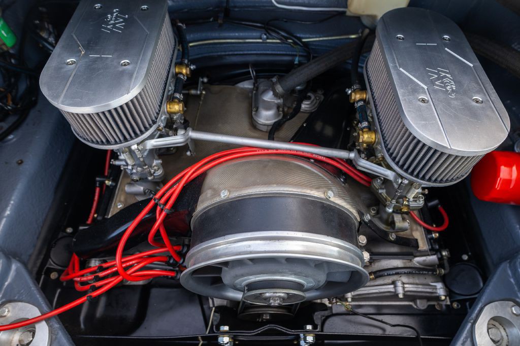 1965 Porsche 911 Image 120