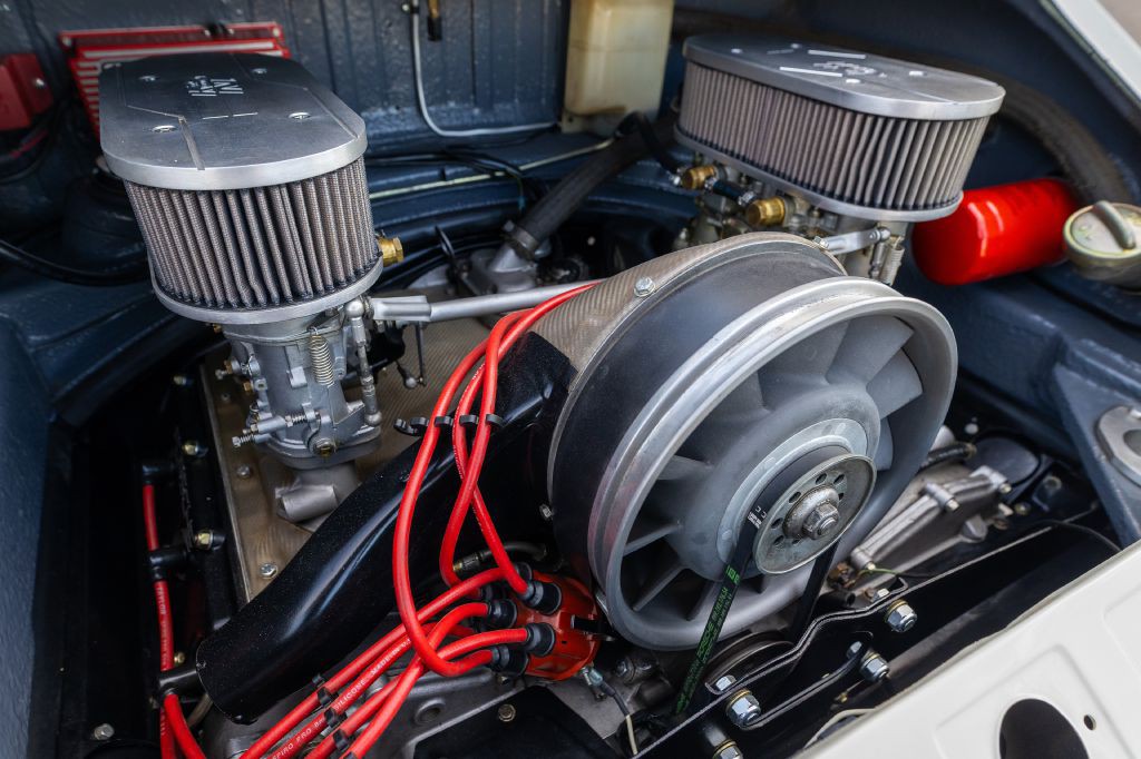 1965 Porsche 911 Image 121