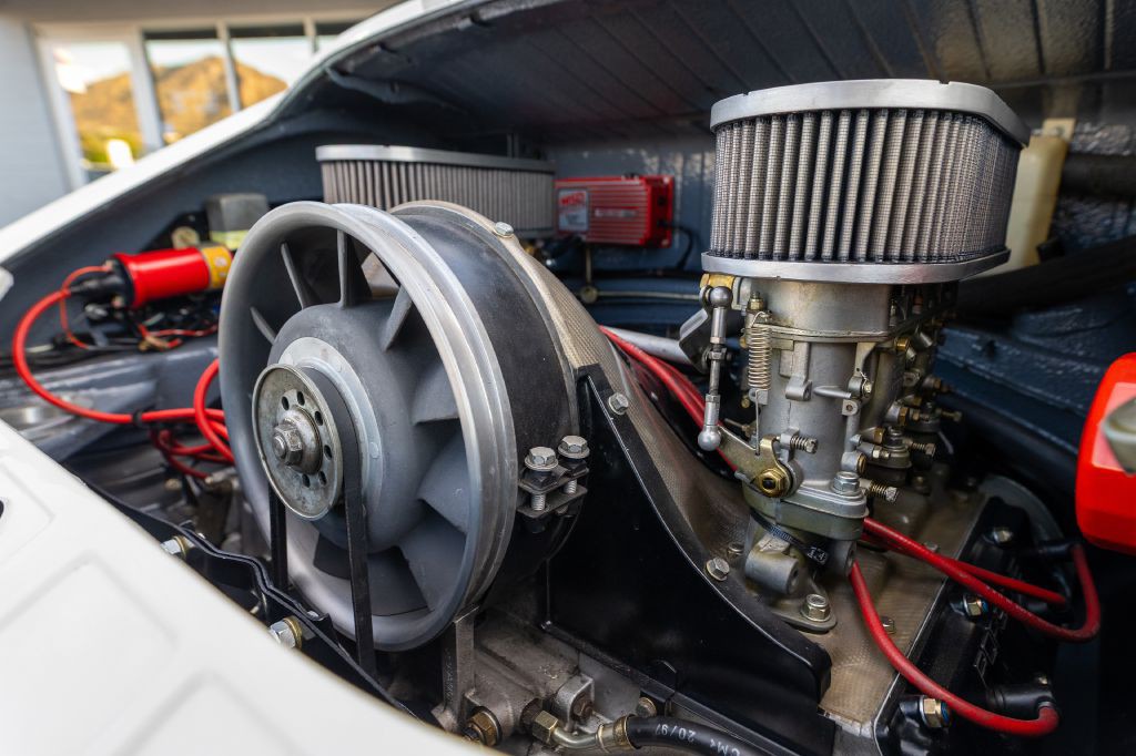 1965 Porsche 911 Image 122