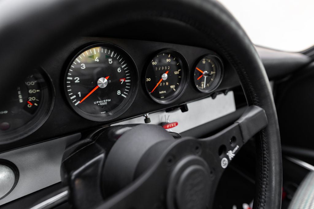 1965 Porsche 911 Image 128