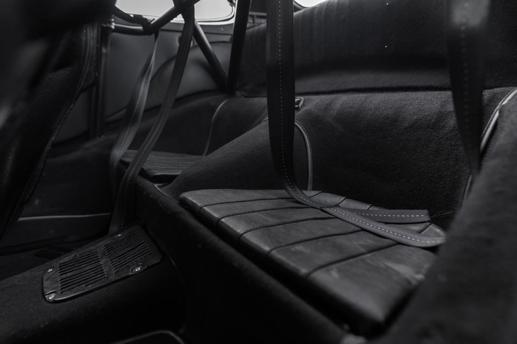 1965 Porsche 911 Image 135