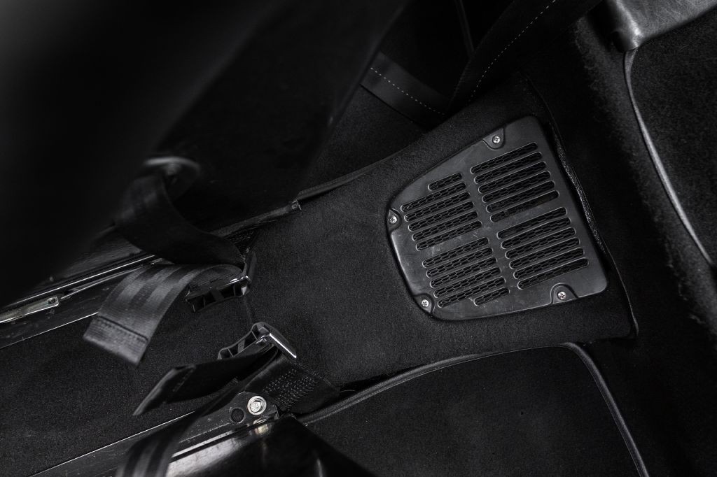 1965 Porsche 911 Image 136