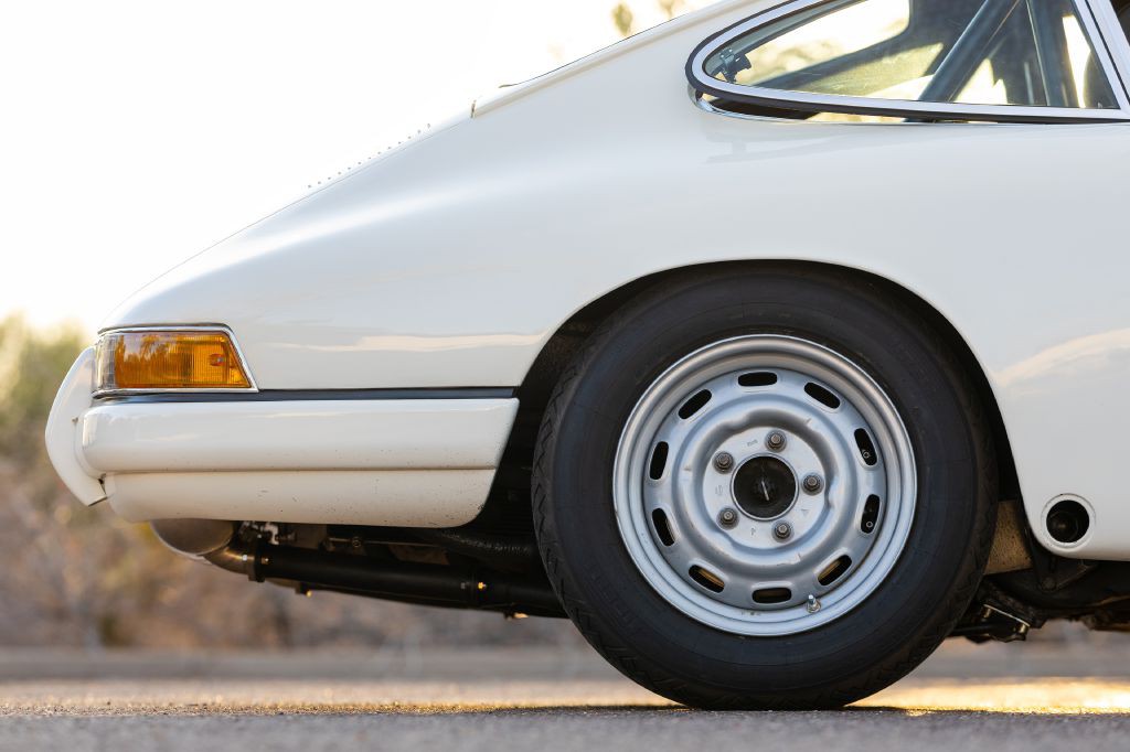 1965 Porsche 911 Image 155