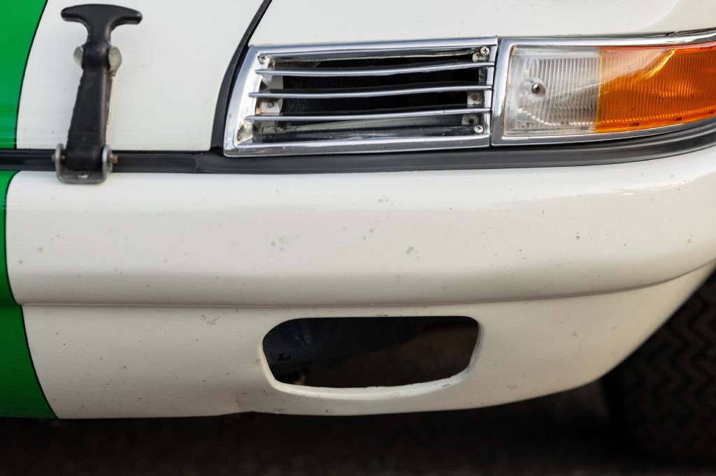 1965 Porsche 911 Image 184