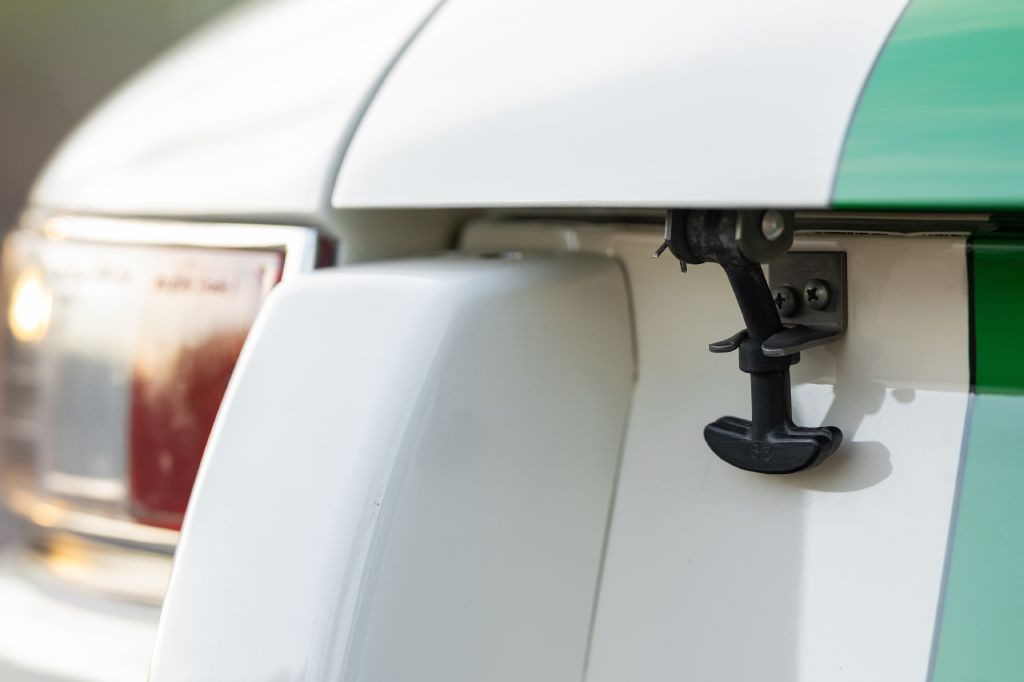 1965 Porsche 911 Image 194