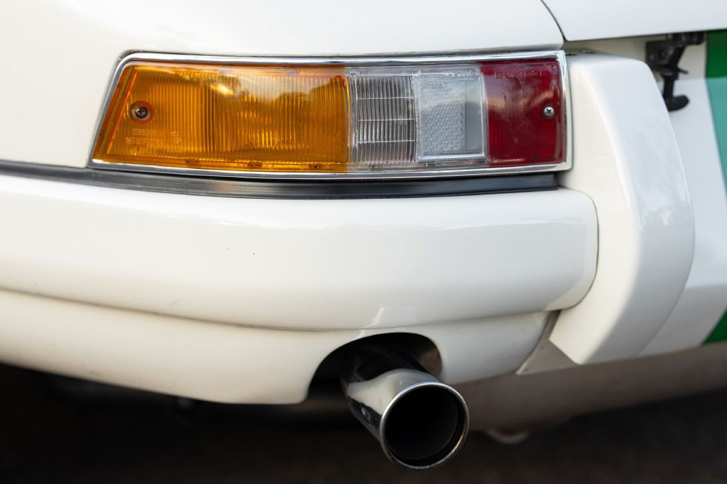 1965 Porsche 911 Image 196