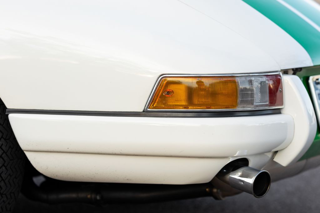 1965 Porsche 911 Image 197