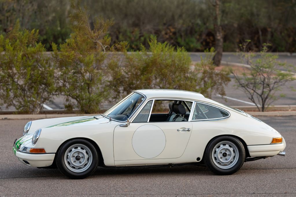 1965 Porsche 911 Image 215