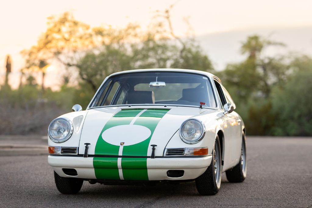 1965 Porsche 911 Image 218