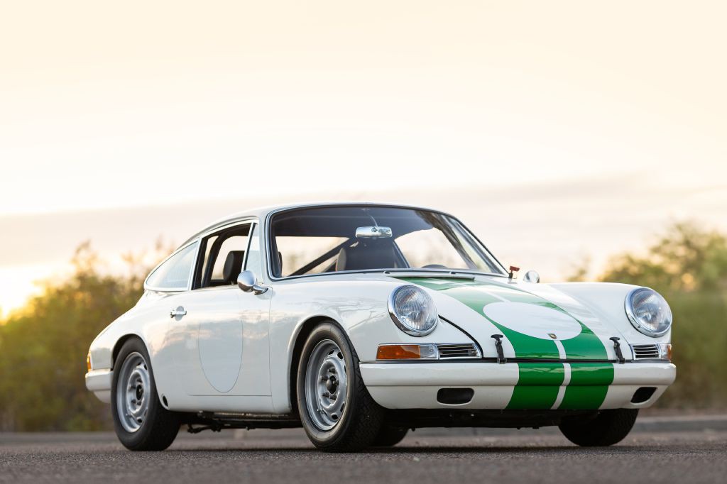 1965 Porsche 911 Image 221