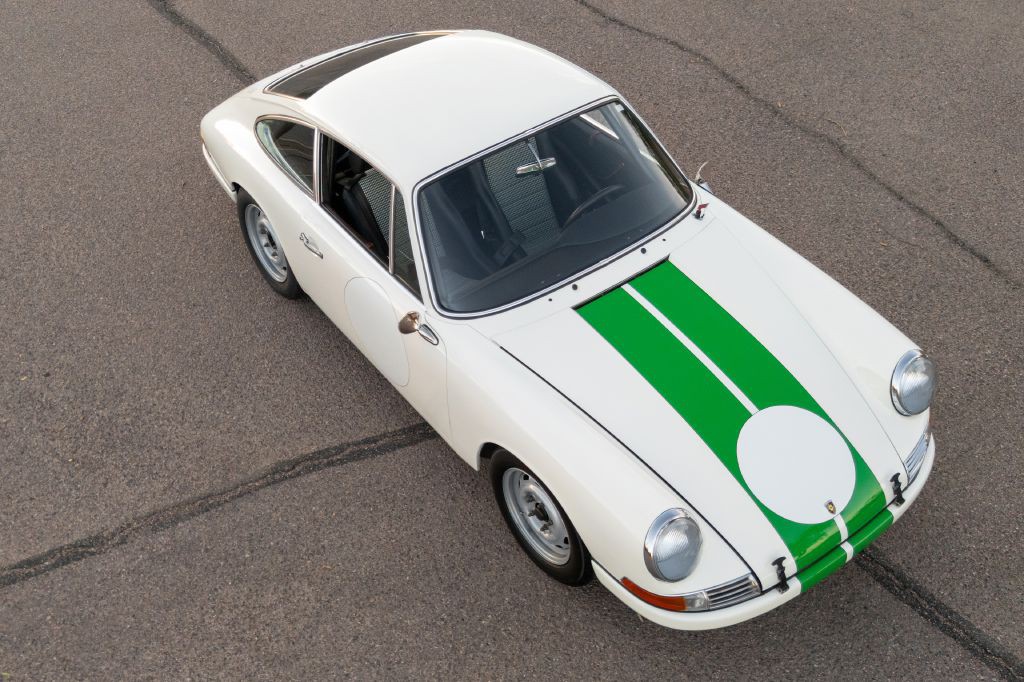 1965 Porsche 911 Image 230