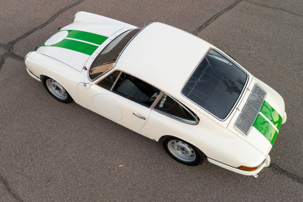 1965 Porsche 911 Image 239