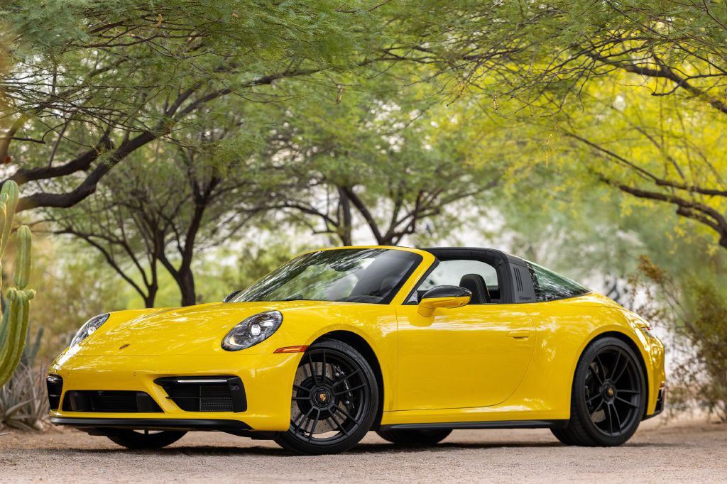 2024 Porsche 911 Image 8