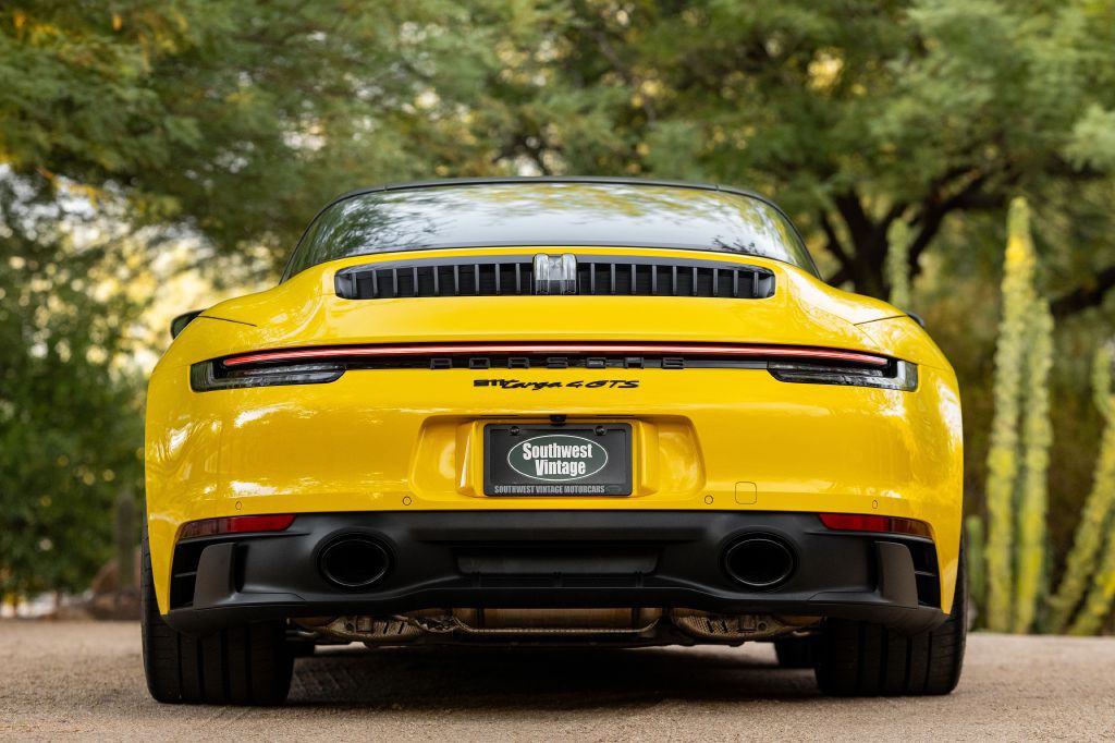 2024 Porsche 911 Image 10