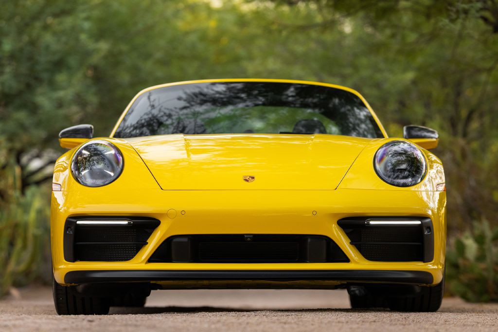 2024 Porsche 911 Image 16