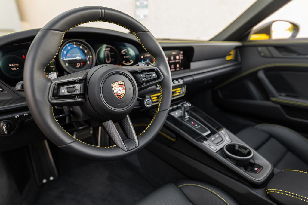 2024 Porsche 911 Image 90