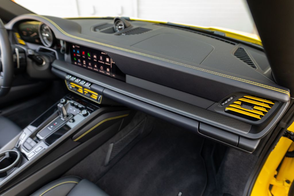 2024 Porsche 911 Image 99