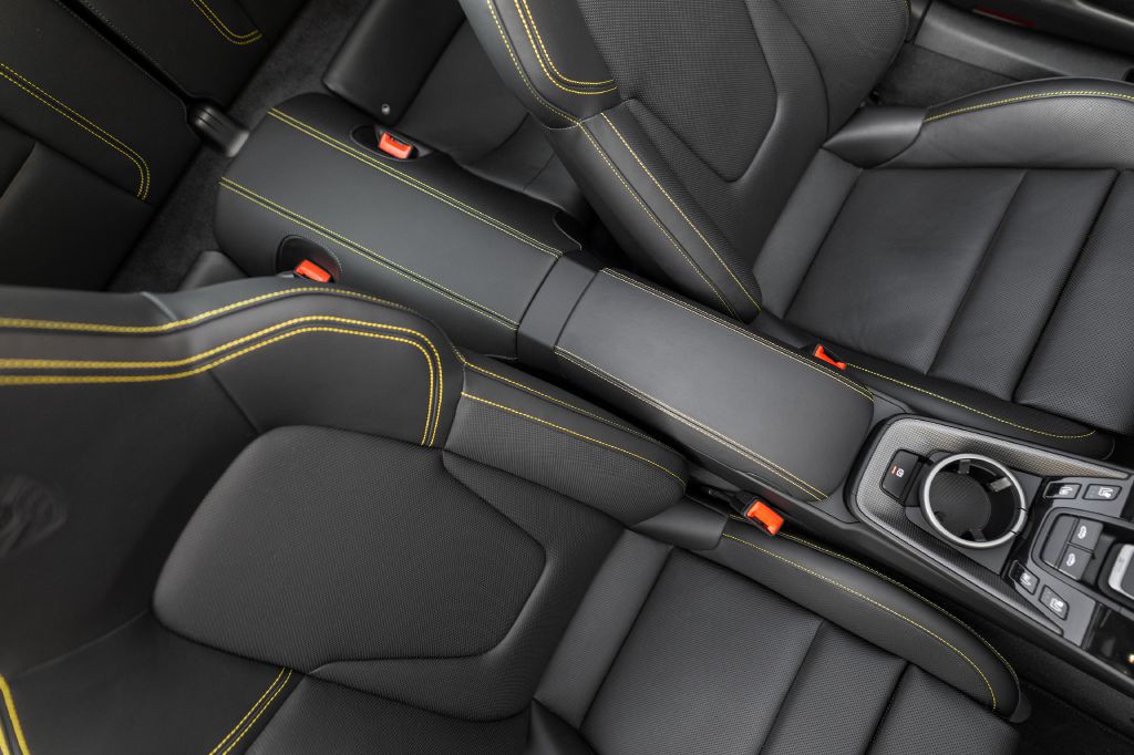 2024 Porsche 911 Image 101