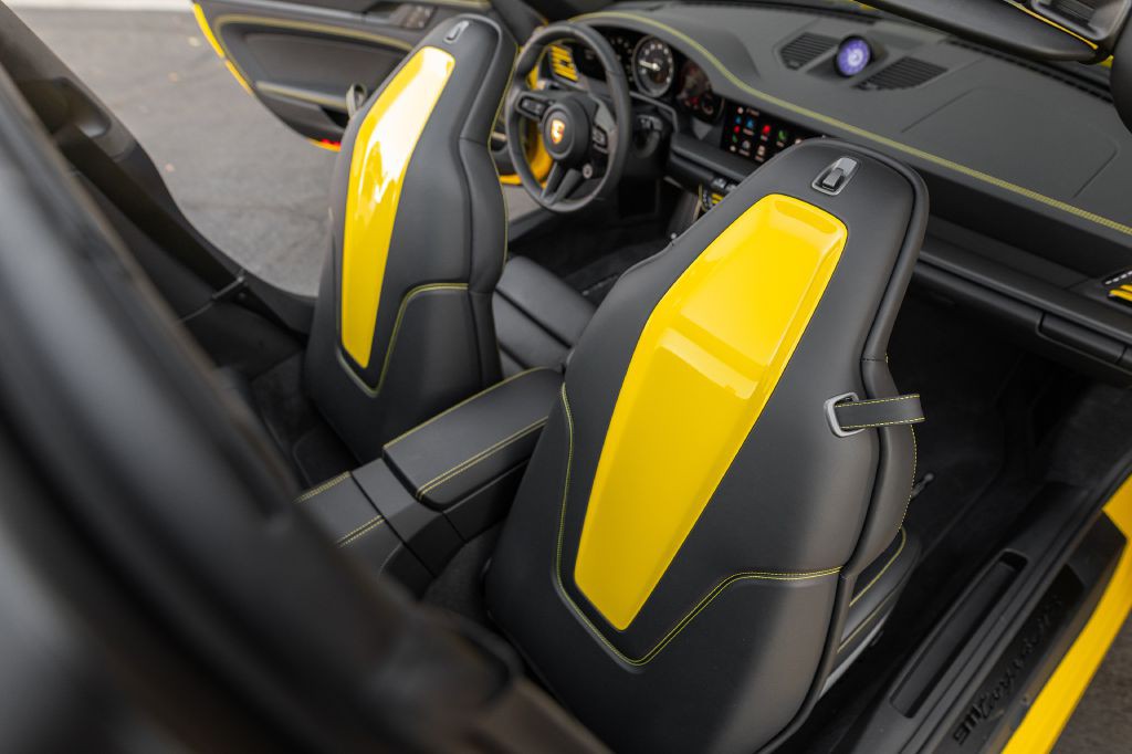2024 Porsche 911 Image 107
