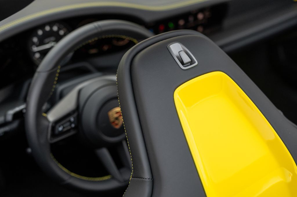 2024 Porsche 911 Image 120