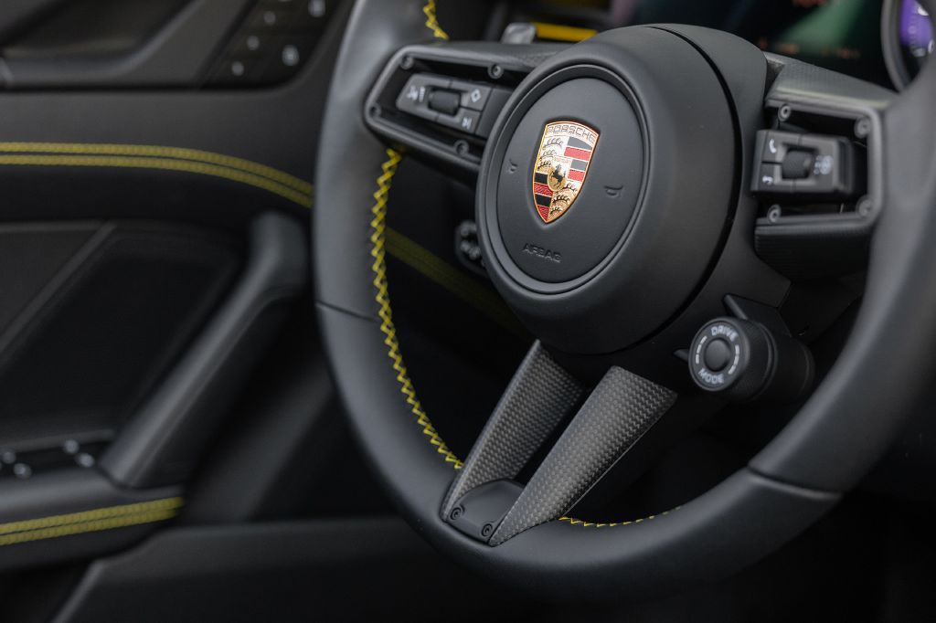2024 Porsche 911 Image 145