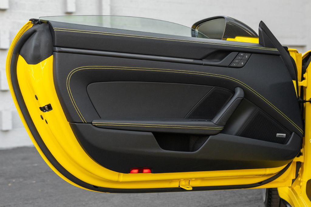 2024 Porsche 911 Image 147