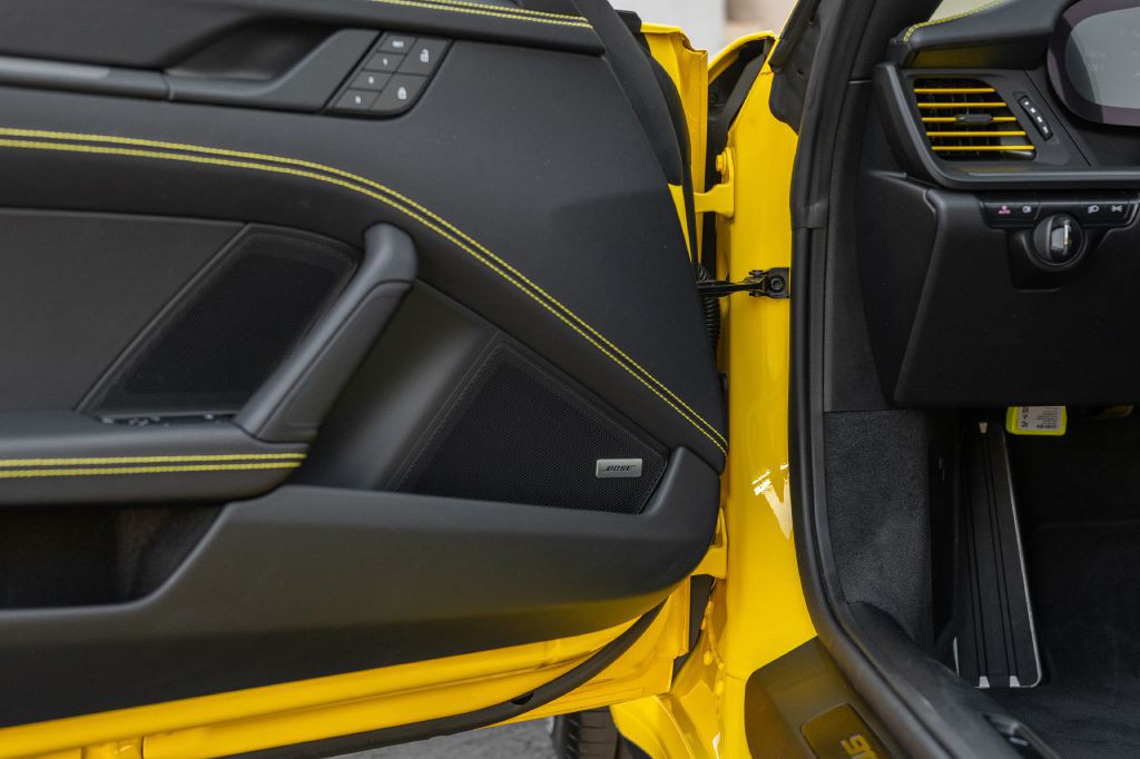 2024 Porsche 911 Image 148
