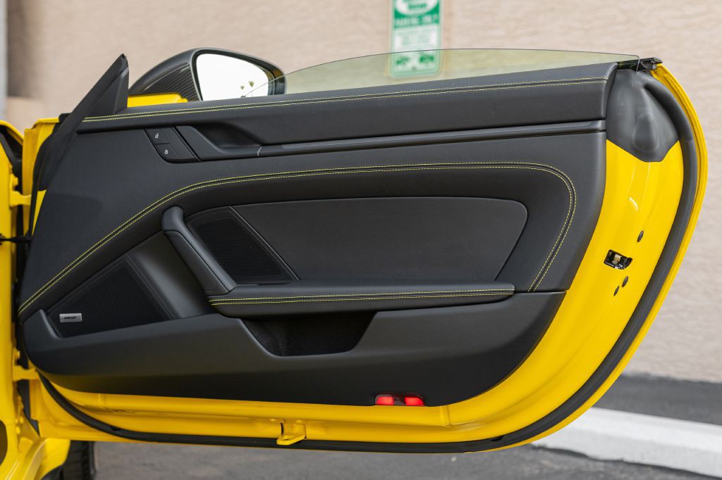 2024 Porsche 911 Image 152