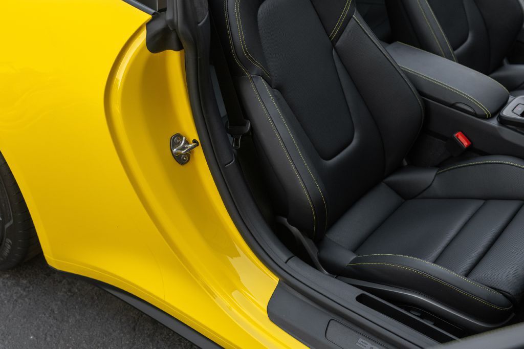 2024 Porsche 911 Image 155