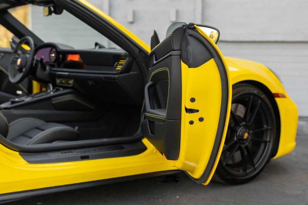 2024 Porsche 911 Image 156