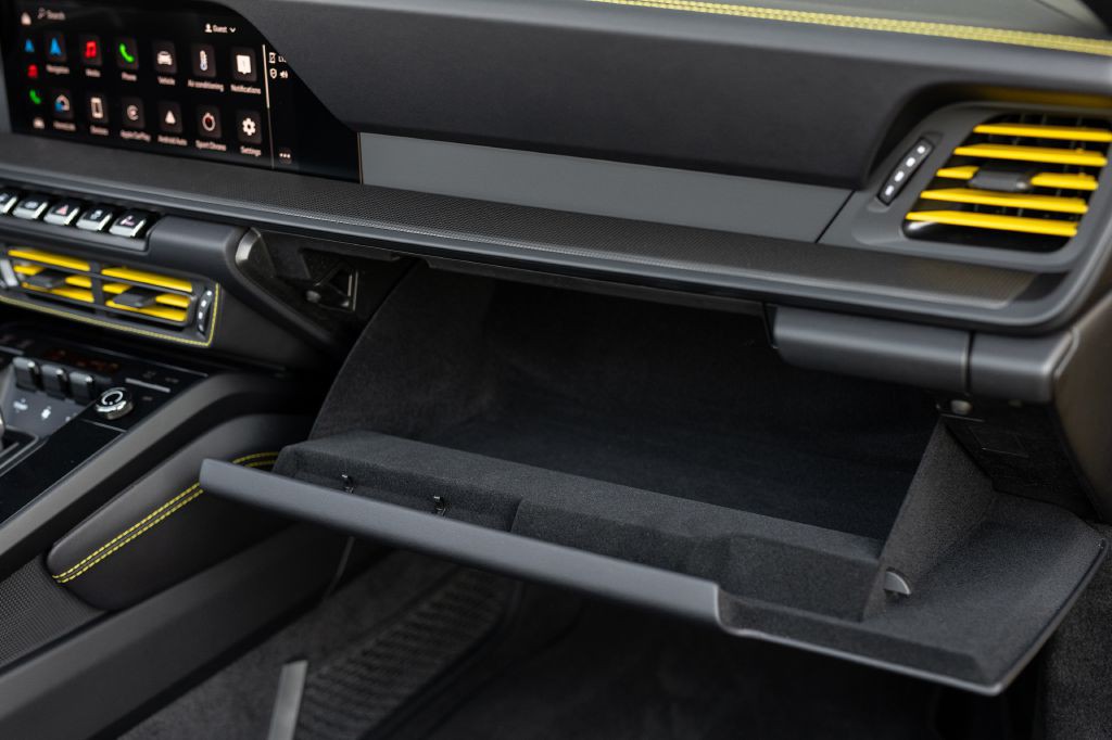 2024 Porsche 911 Image 163