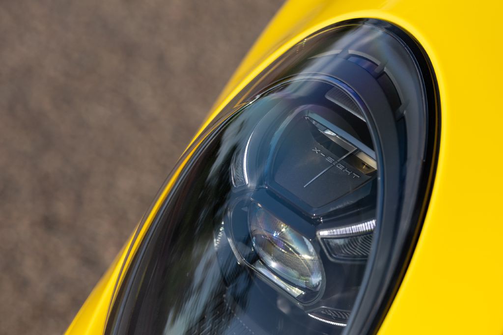 2024 Porsche 911 Image 186