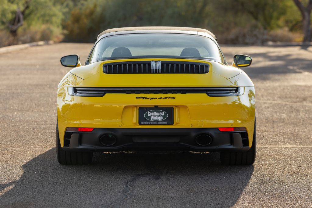 2024 Porsche 911 Image 200